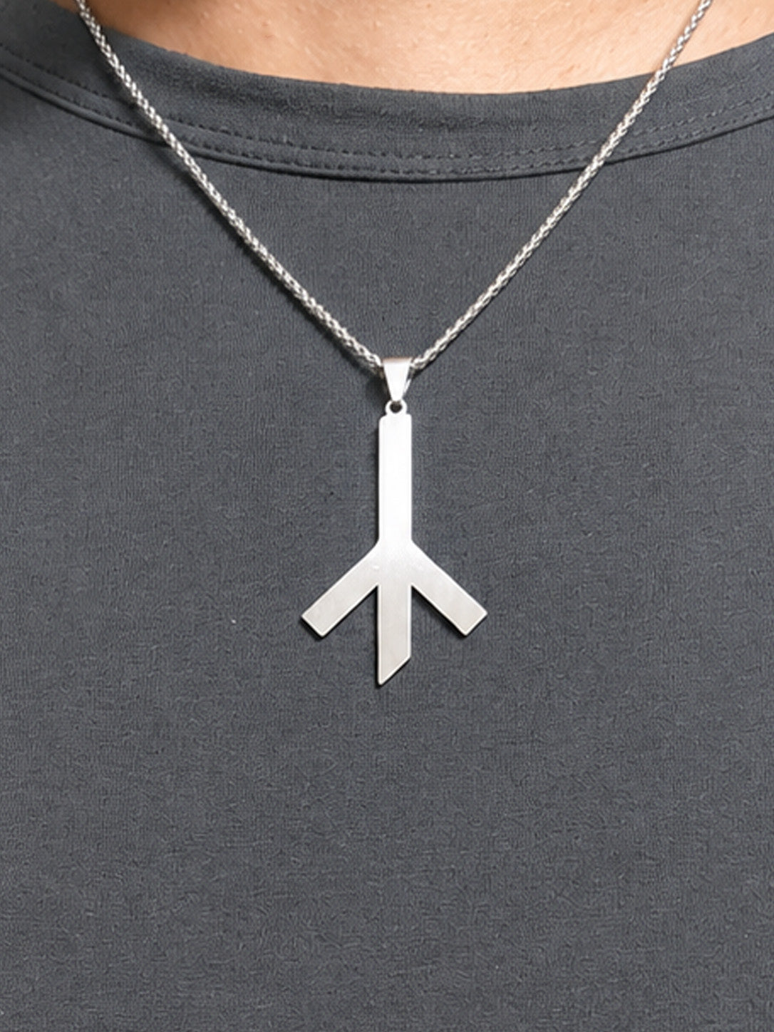 Todesrune necklace